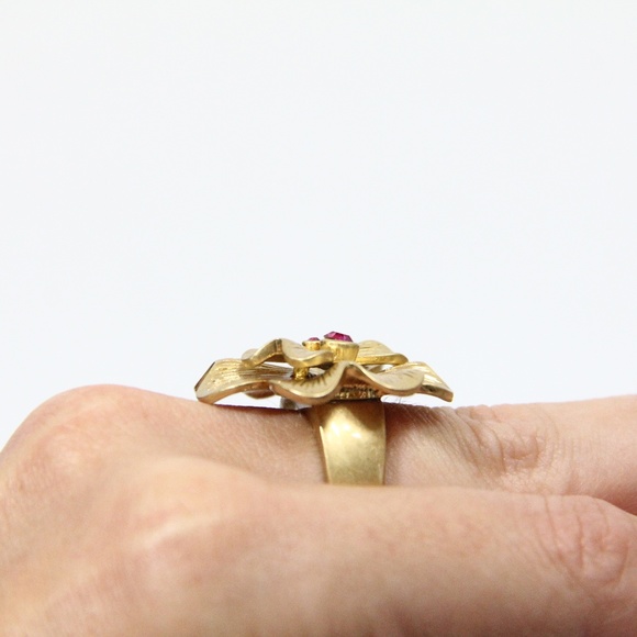 Lia Sophia Gold Flower Ring NEW sz 8 Fashion Jewelry Wildflower Crystals - Picture 5 of 7